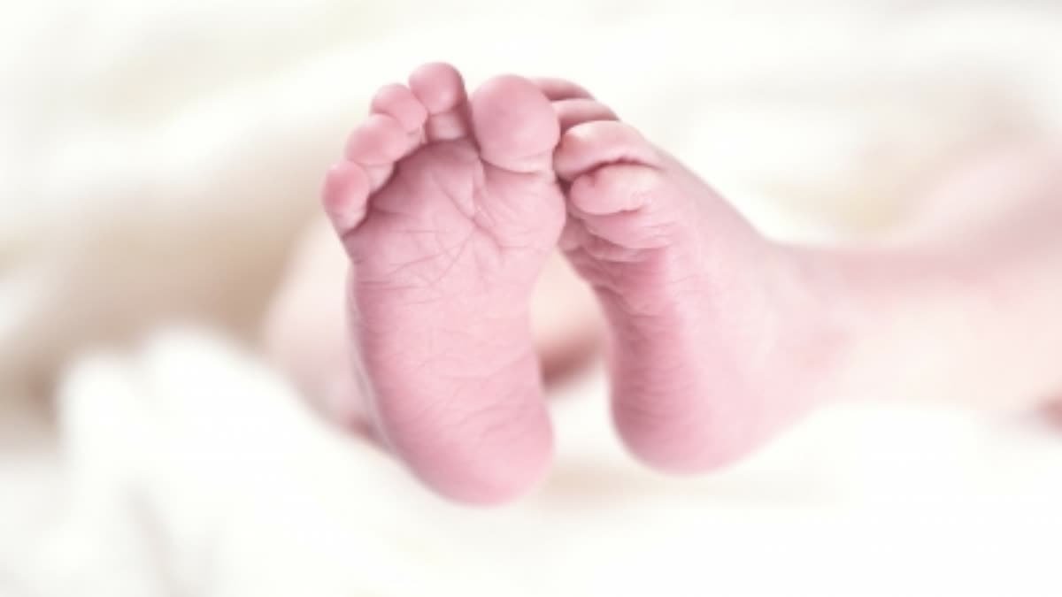 1200-675-27936016-thumbnail-16x9-newborn-baby-aspera